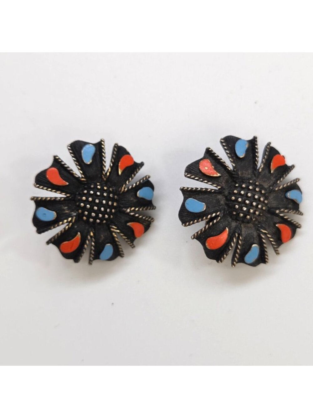 Vintage Alan J Black Flower Enamel Clip On Earrings
